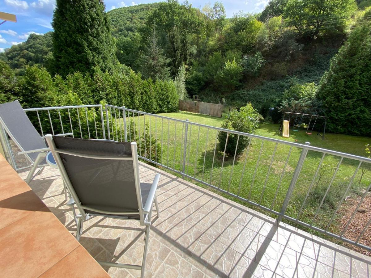 Roosartige Ferien - Ferienwohnung Am Weiherturm Bacharach Eksteriør billede